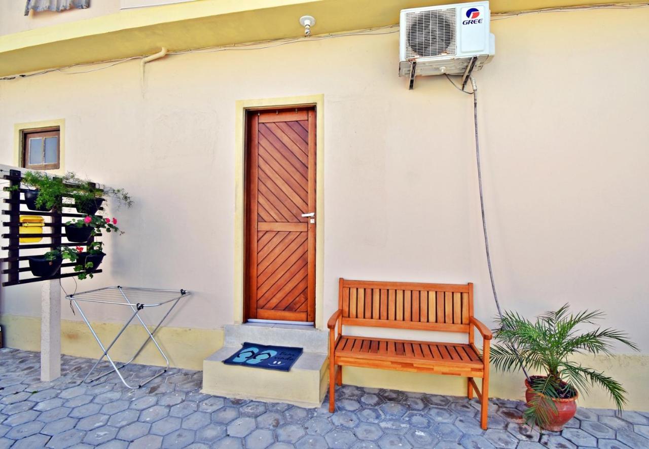 Studios Bombinhas Exterior photo